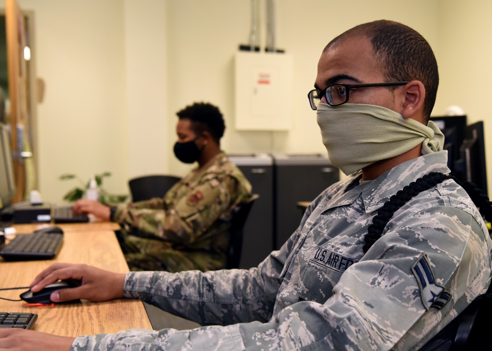 Electronic Signals moves virtual due to COVID-19