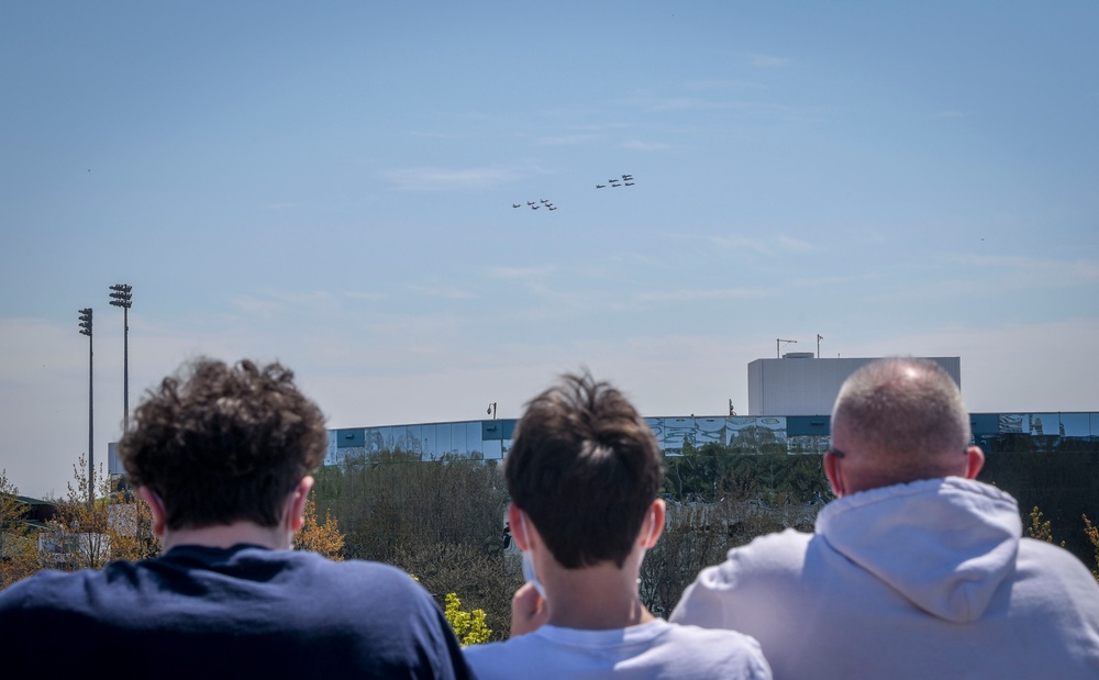 America Strong: Thunderbirds, Blue Angels Salute New Jersey, New York and Pennsylvania COVID-19 Responders