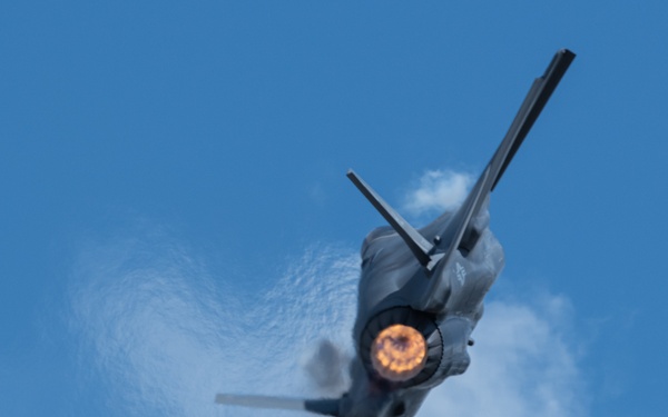 F-35 Demo Team April Practices