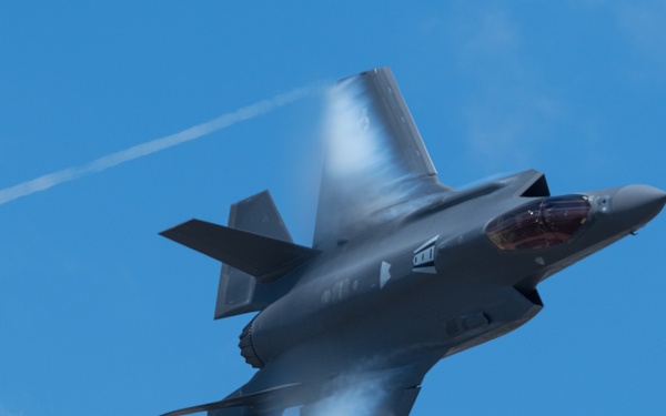 F-35 Demo Team April Practices