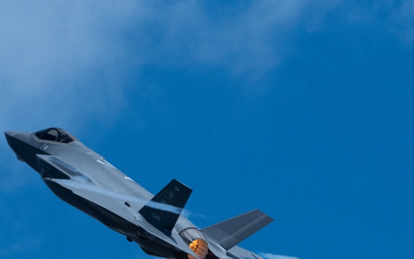 F-35 Demo Team April Practices