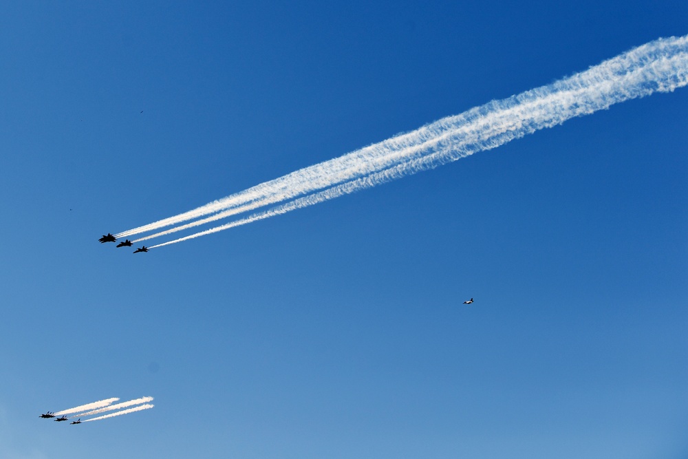 The Blue Angels and the Thunderbirds Salute New York COVID-19 Responders