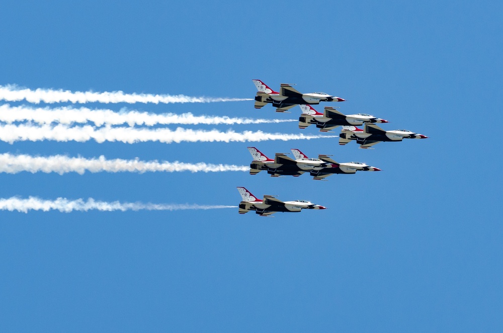 Blue Angels and Thunderbirds NYC Flyover