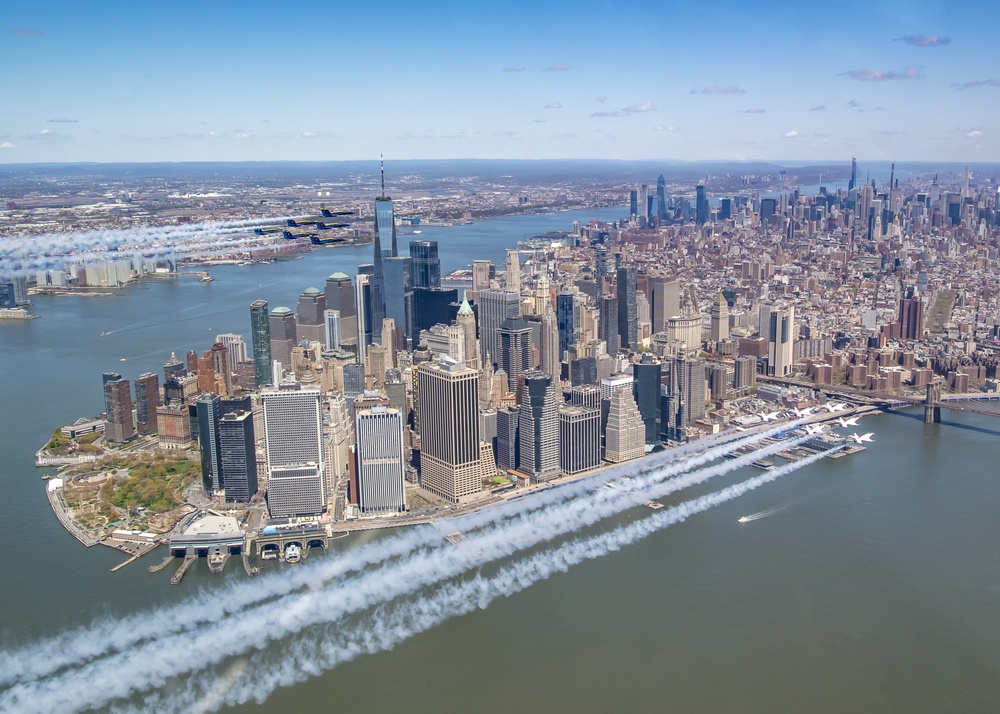 USAF Thunderbirds &amp; USN Blue Angels Perform America Strong Flyover