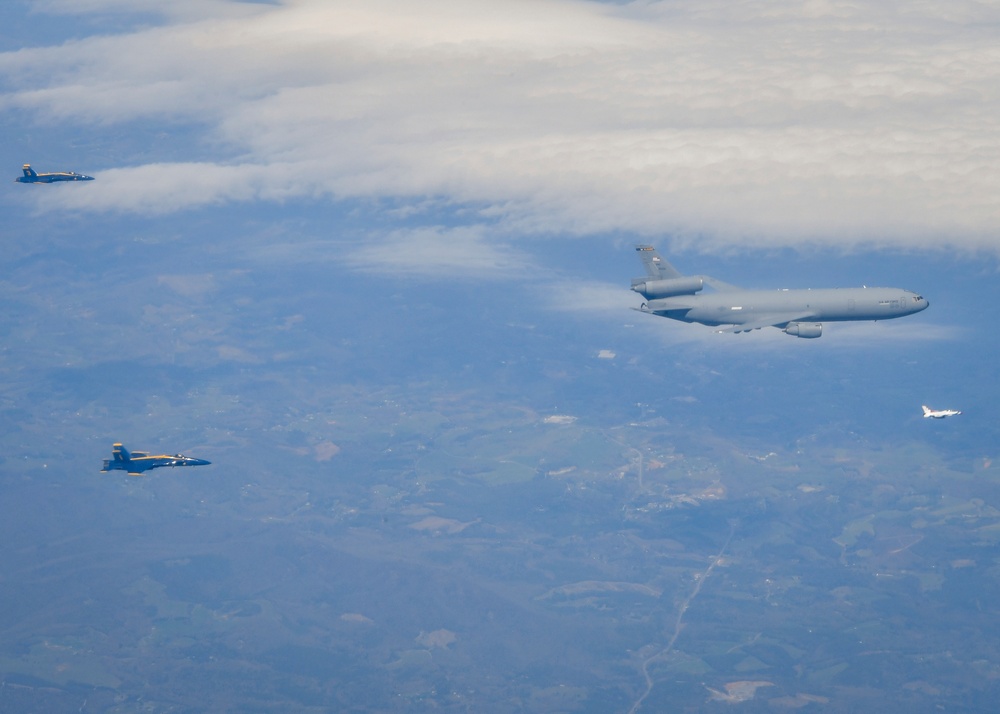 America Strong: Thunderbirds, Blue Angels Salute New Jersey, New York and Pennsylvania COVID-19 Responders
