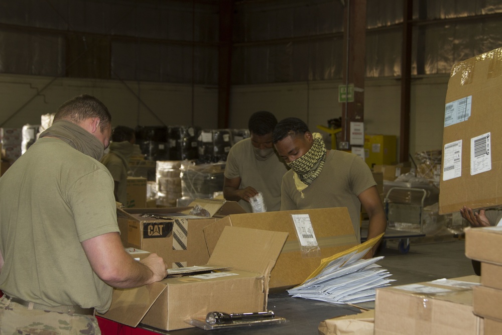 152nd CSSB-FLE Soldiers Provide Logistical Support