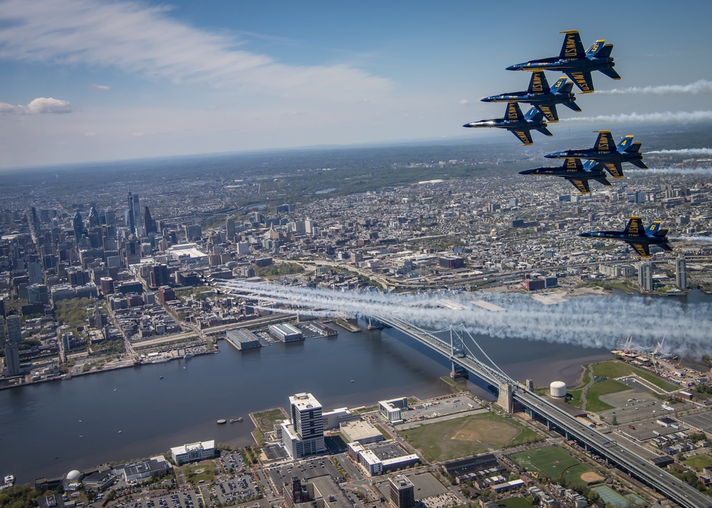 USAF Thunderbirds &amp; USN Blue Angels Perform America Strong Flyover