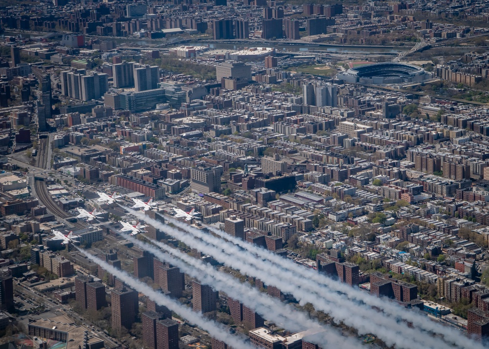 USAF Thunderbirds &amp; USN Blue Angels Perform America Strong Flyover