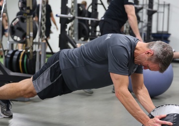 USSOCOM Visits 3rd Special Forces Group (Airborne) Human Performance Training Center