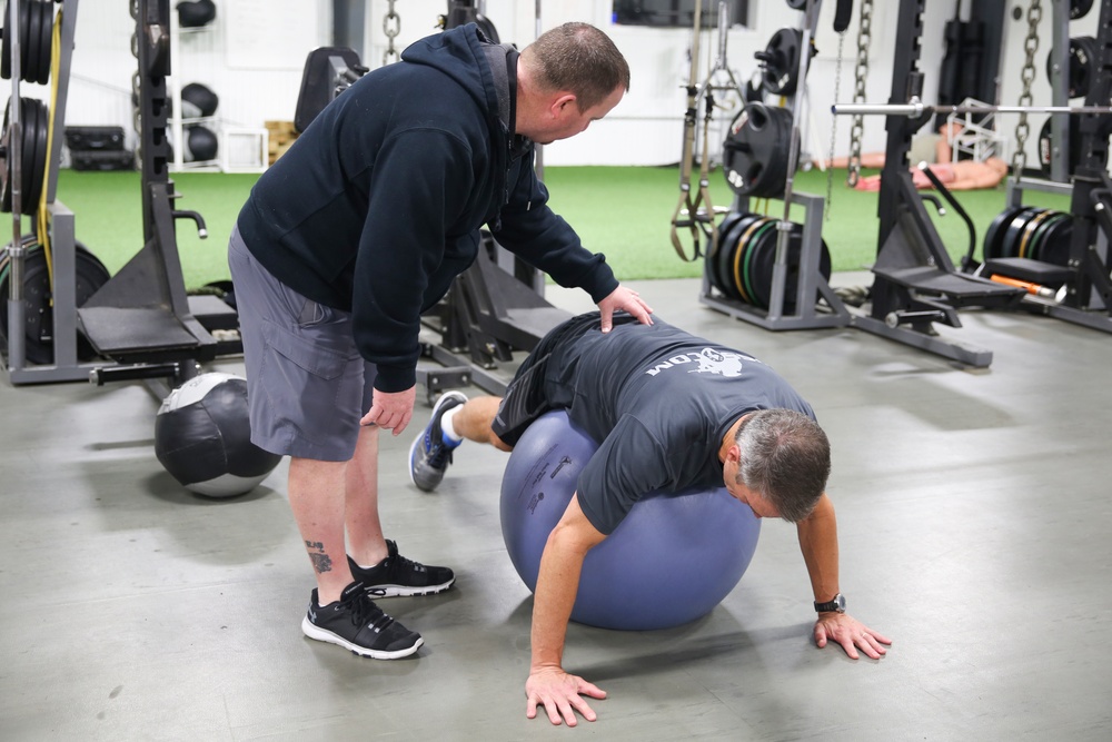 USSOCOM Visits 3rd Special Forces Group (Airborne) Human Performance Training Center