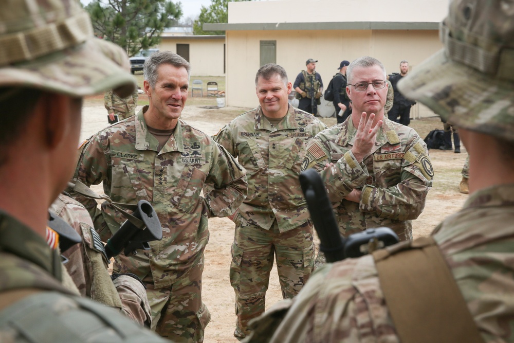 USSOCOM Visits Special Operations Forces on Fort Bragg