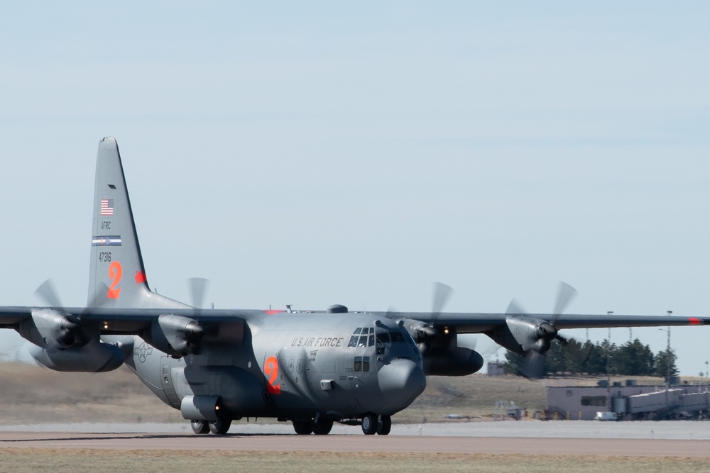 MAFFS C-130 Takeoff