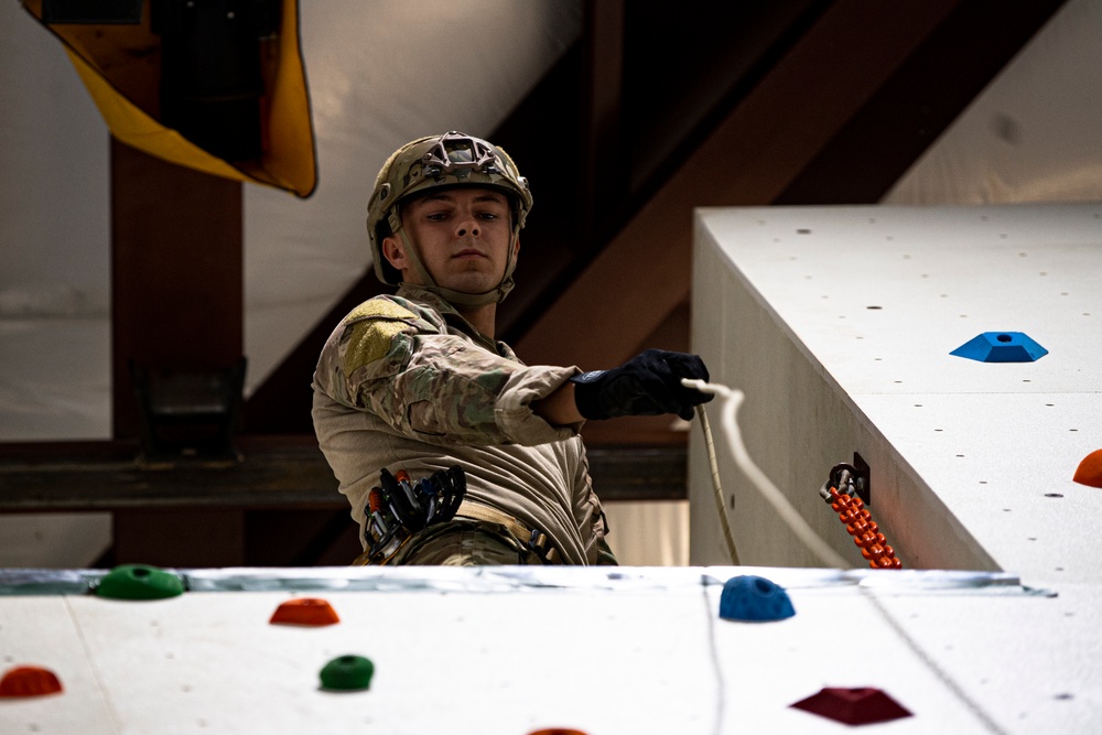 38th RQS conducts high angle rescue training