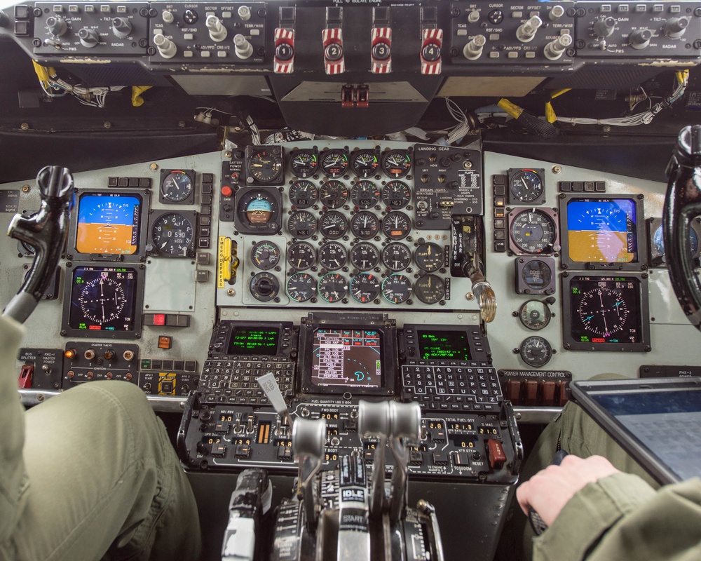 KC-135 instrument panel