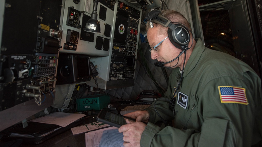 KC-135 Refuels KC-46