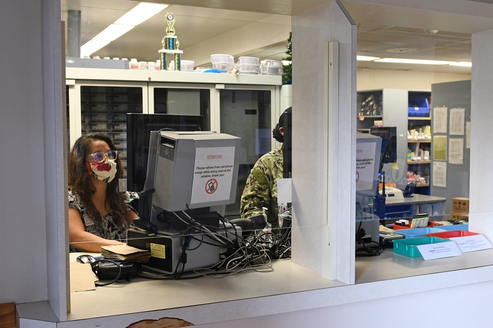 BHC Makalapa Implements Plexiglass Screens at Pharmacy Windows