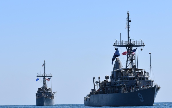 Mine Countermeasure Squadron 7 mine hunting