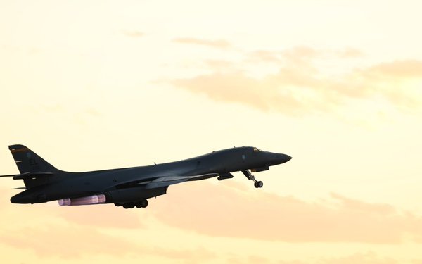 B-1s conduct South China Sea mission, demonstrates global presence