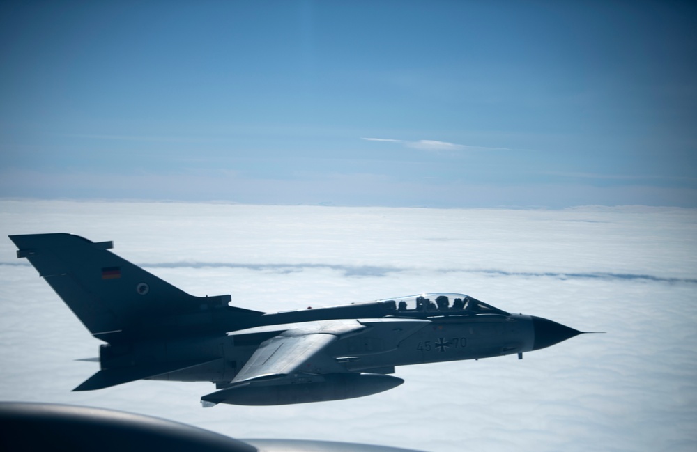 Refueling German allies