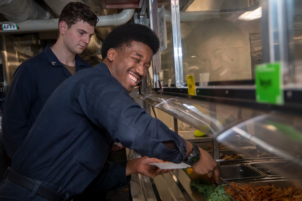 USS Harry S. Truman (CVN 75) transits the Atlantic Ocean