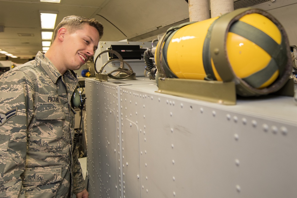 116th and 461st Air Control Wing’s E-8C Joint STARS maintainers keep mission flying during COVID-19