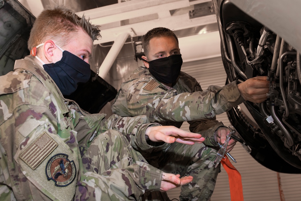 116th and 461st Air Control Wing’s E-8C Joint STARS maintainers keep mission flying during COVID-19