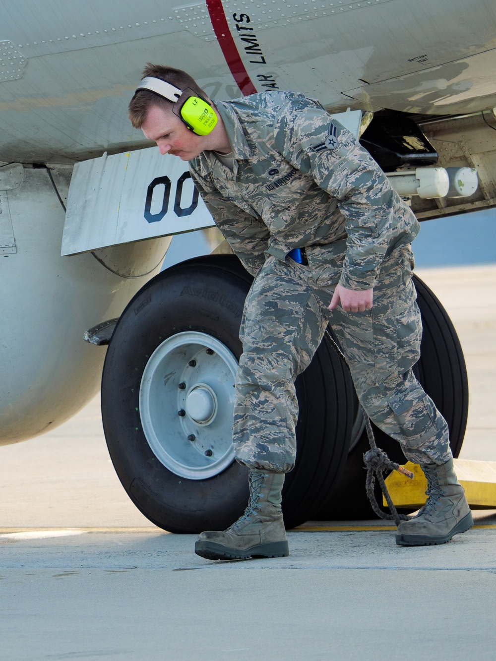 116th and 461st Air Control Wing’s E-8C Joint STARS maintainers and aircrews keep mission flying during COVID-19