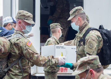NY National Guard Soldiers deliver food to rural seniors