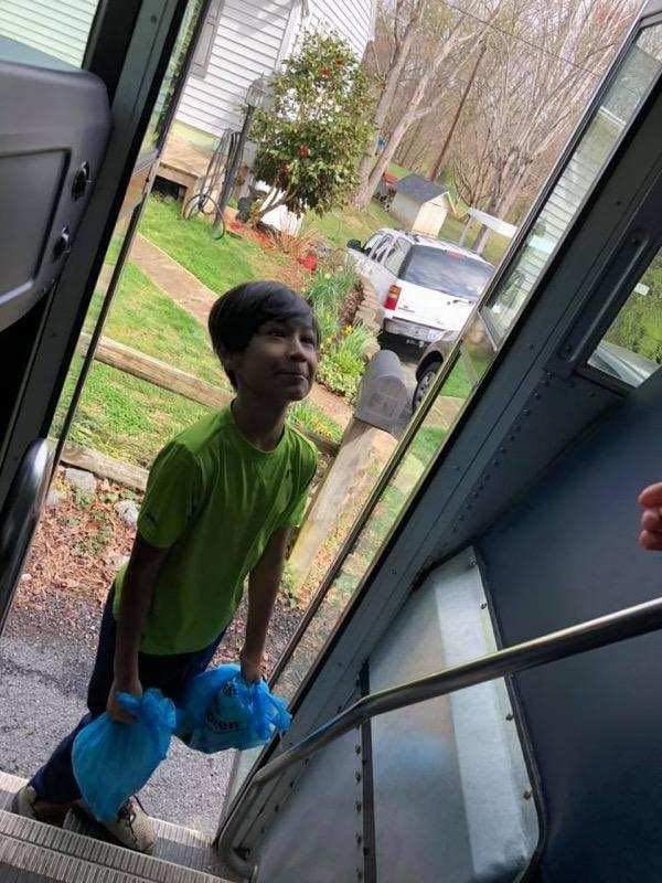DLA helps schools provide fresh produce to students, families during COVID-19