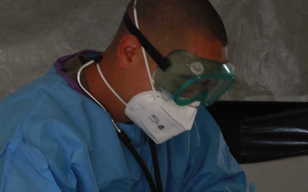 Cal Guard Soldiers assist Rapid Assessment Clinic for COVID-19 response in Long Beach