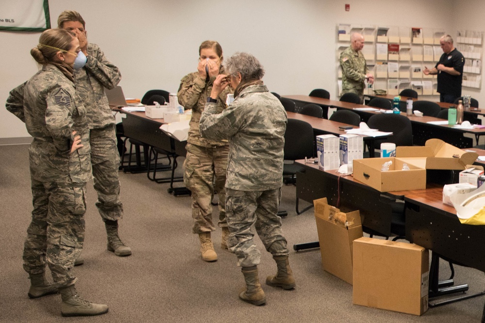 Maine National Guardsmen Receive N95 Fit Test Training