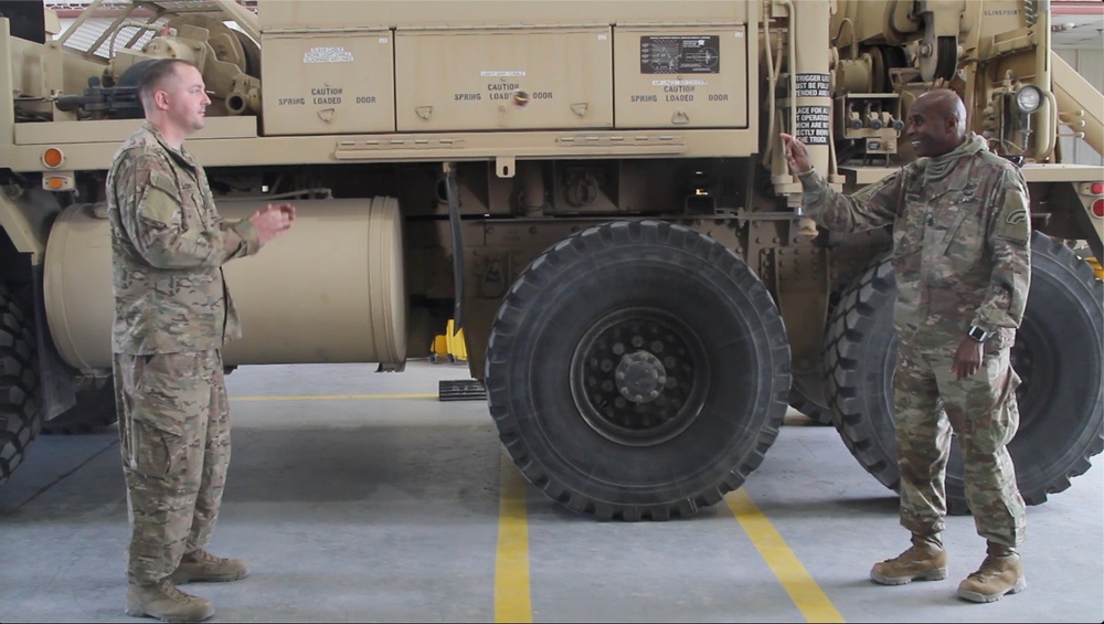 Task Force Spartan Soldiers Recieve Coins