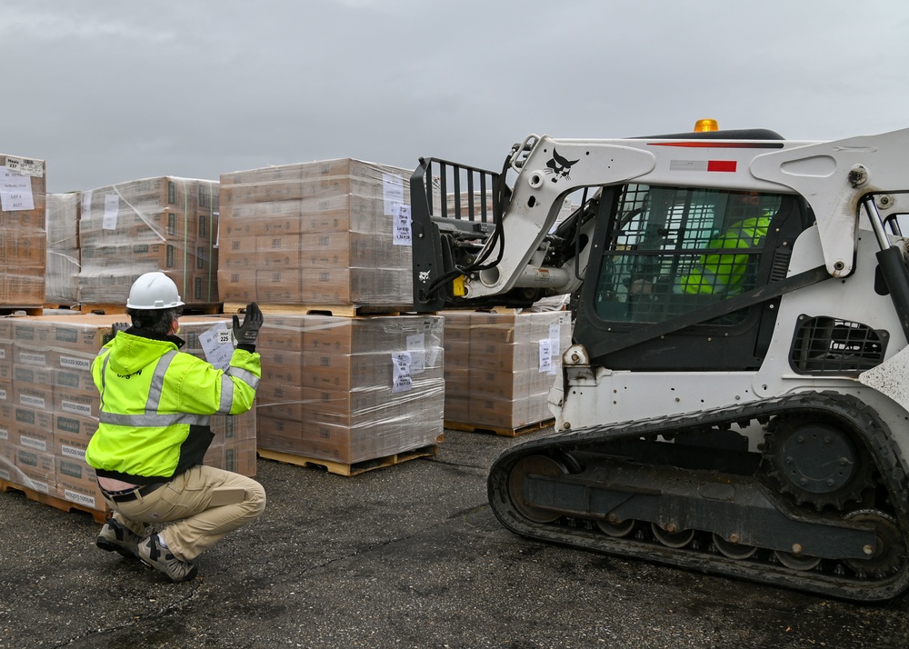 National Guard Soldiers deliver to Bennington