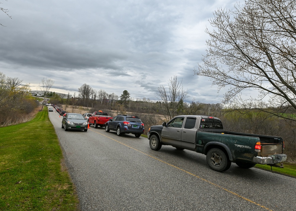 National Guard Soldiers deliver to Bennington