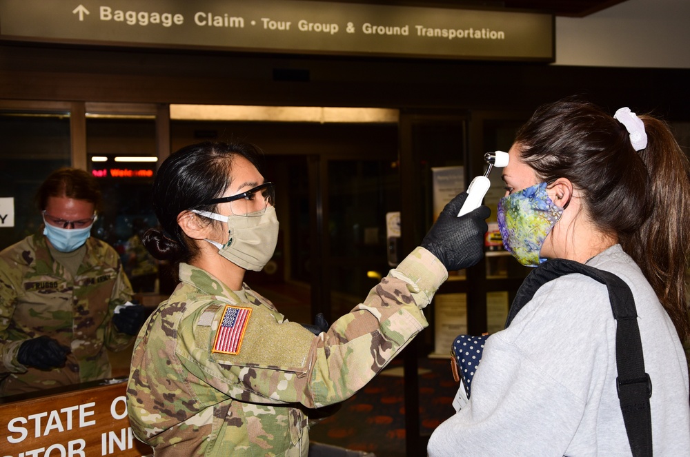 DVIDS Images Hawaii National Guard conduct temperature screening at