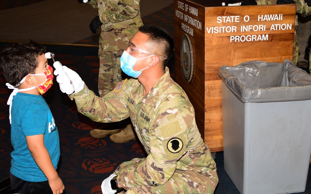 DVIDS Images Hawaii National Guard conduct temperature screening at