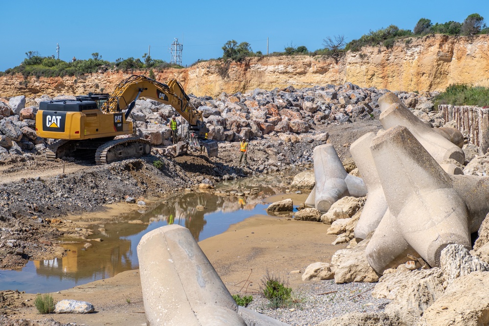 NMCB 1 continues Cliff Erosion Prevention Project on Naval Station Rota