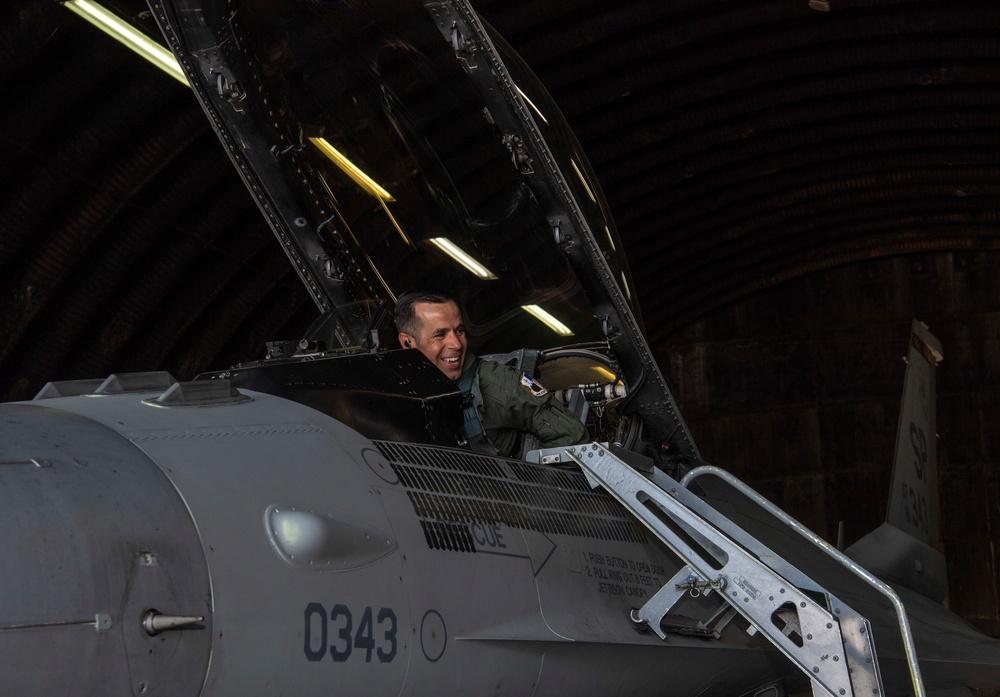 52nd FW F-16 reaches milestone 10,000 flight hour, first ever in USAFE