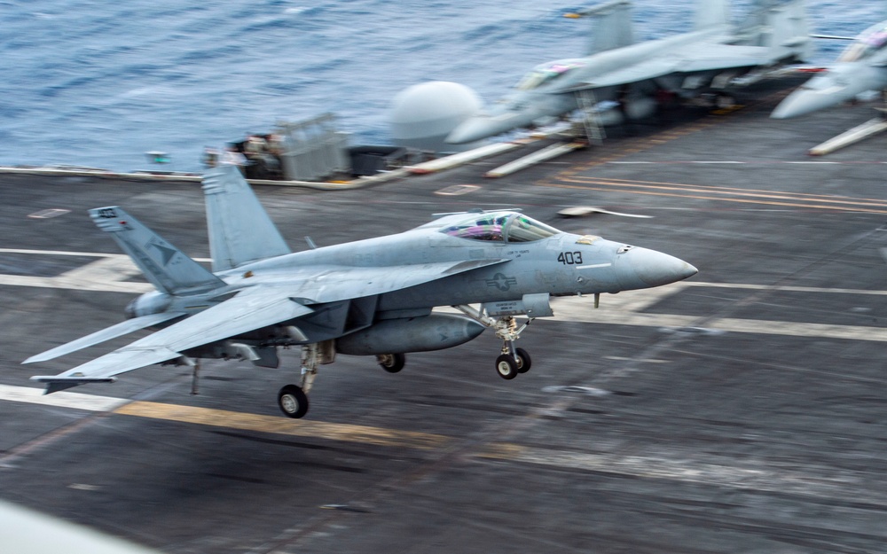 USS Harry S. Truman (CVN 75) transits the Atlantic Ocean