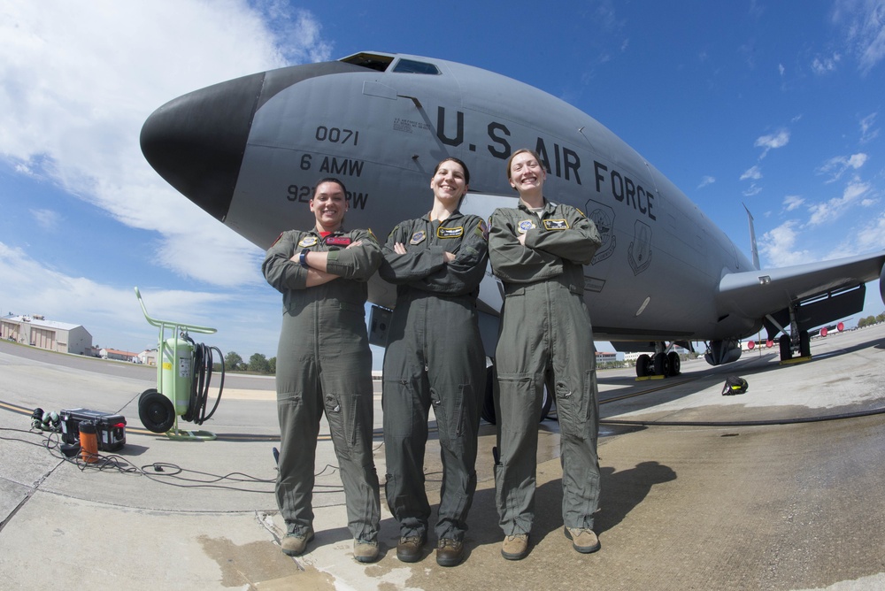 91st Air Refueling Squadron members celebrate final flight