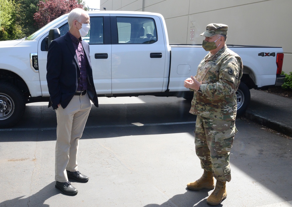 U.S. Representative Adam Smith, Washington’s 9th Congressional District tours food distribution center