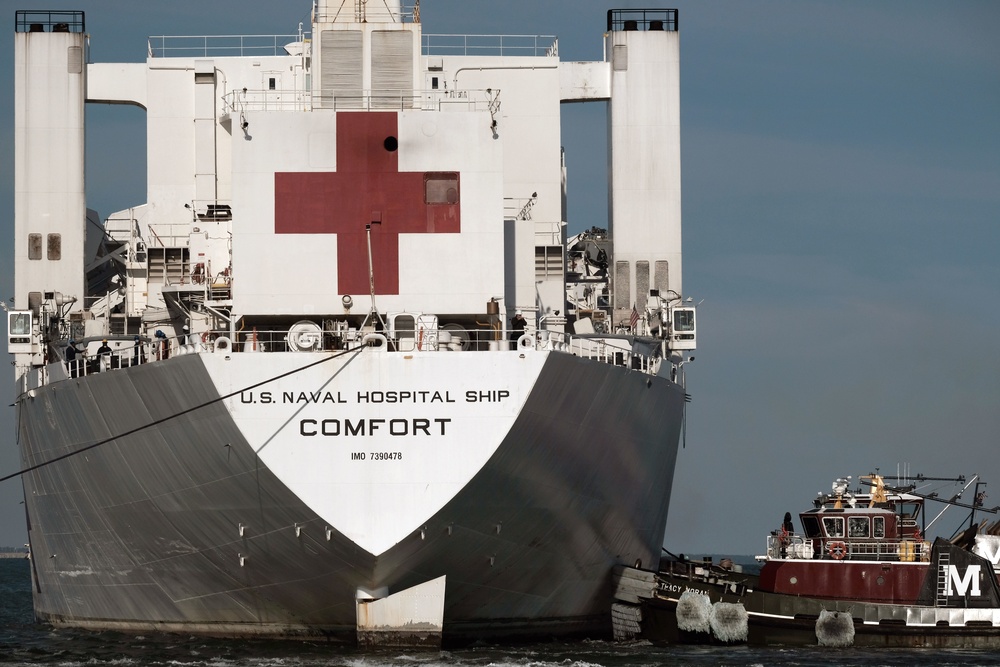 USNS Comfort Returns to Norfolk