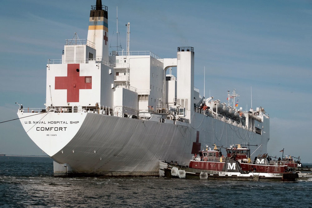 USNS Comfort Returns to Norfolk