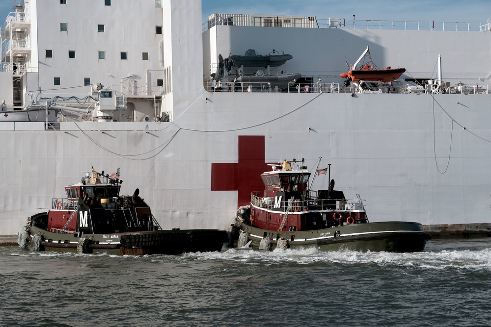 USNS Comfort Returns to Norfolk