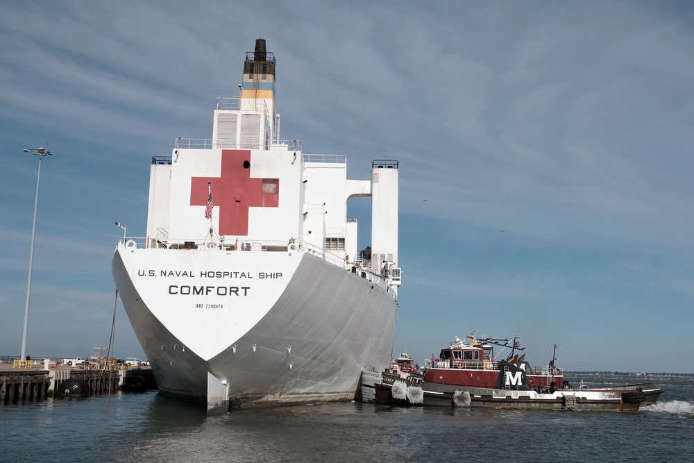 USNS Comfort Returns to Norfolk