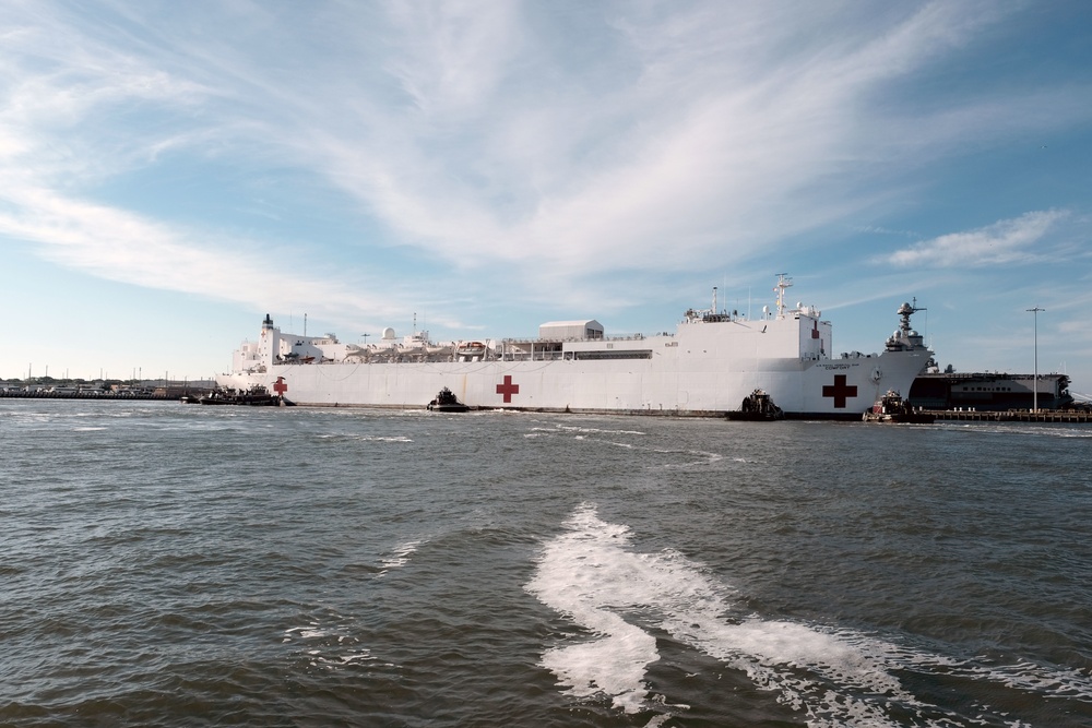 USNS Comfort Returns to Norfolk