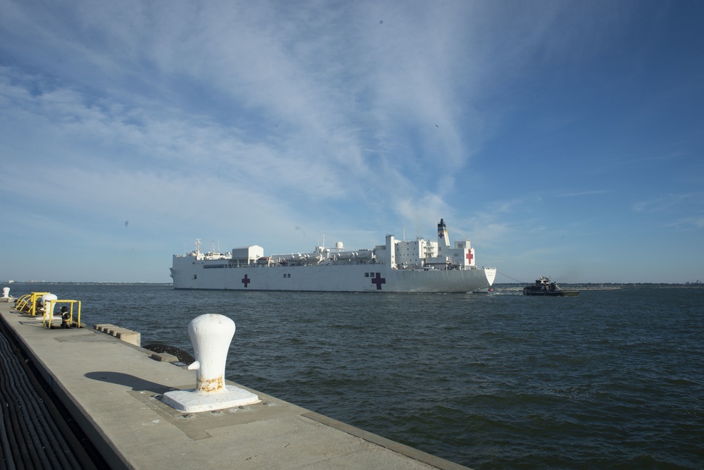 USNS Comfort Returns to Norfolk