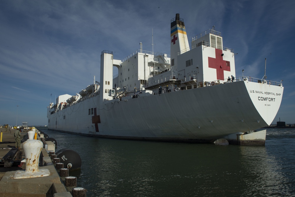 USNS Comfort Returns to Norfolk