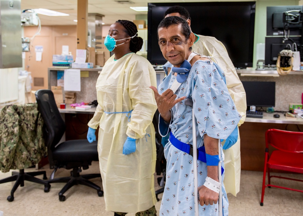 Patient Aboard USNS Mercy Poses for Photo