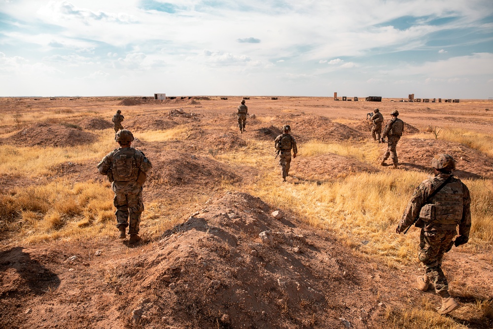 1-25 Team Live Fire Exercise at Al Asad Air Base
